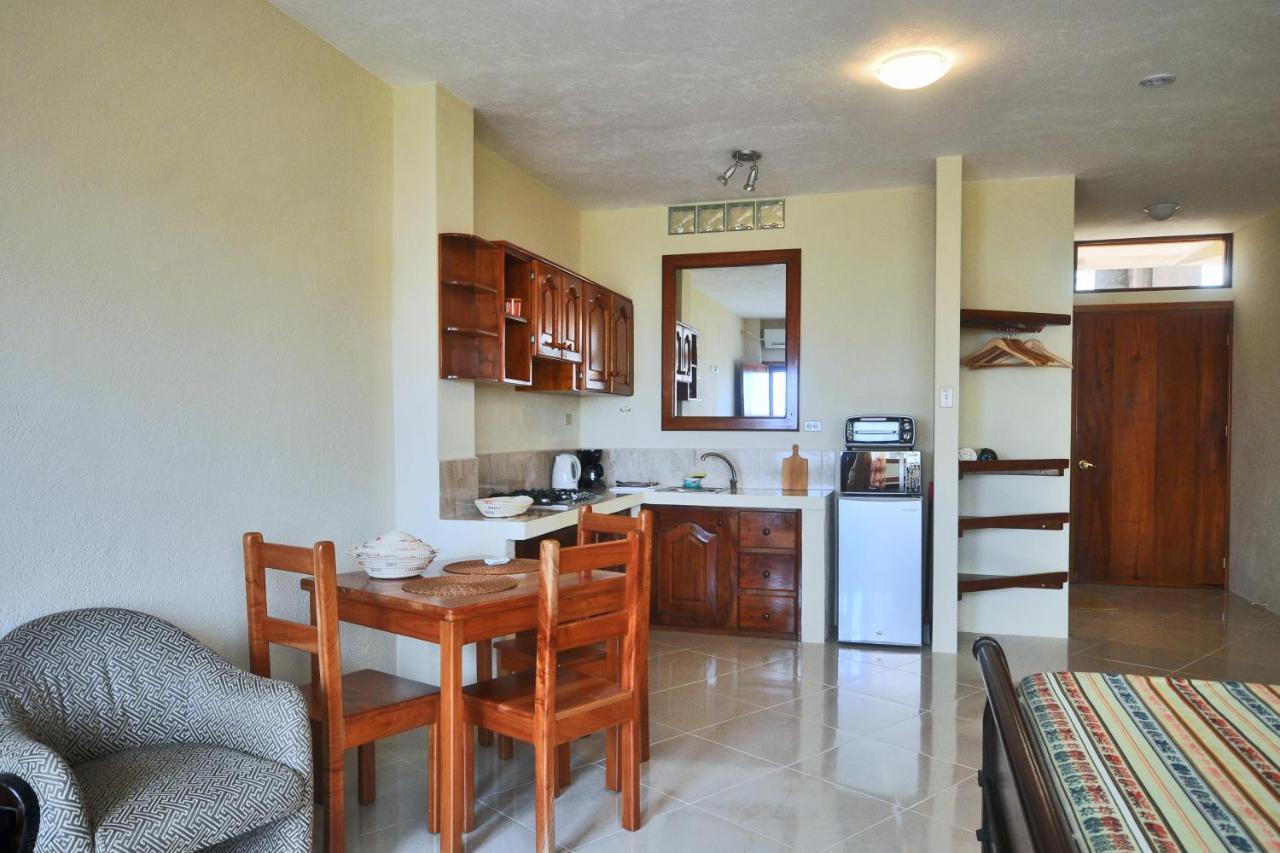 The Galeodan Suites Puerto Baquerizo Moreno Eksteriør bilde