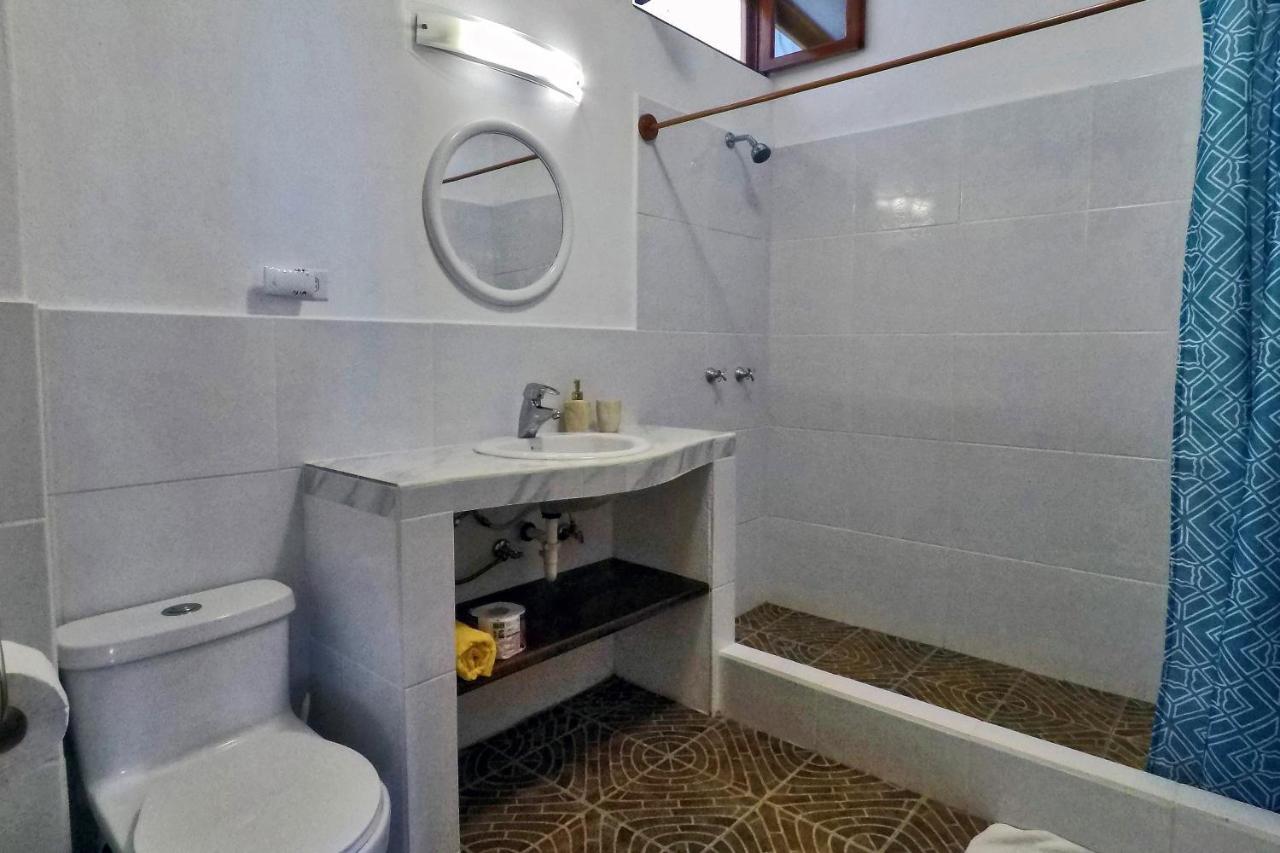 The Galeodan Suites Puerto Baquerizo Moreno Eksteriør bilde