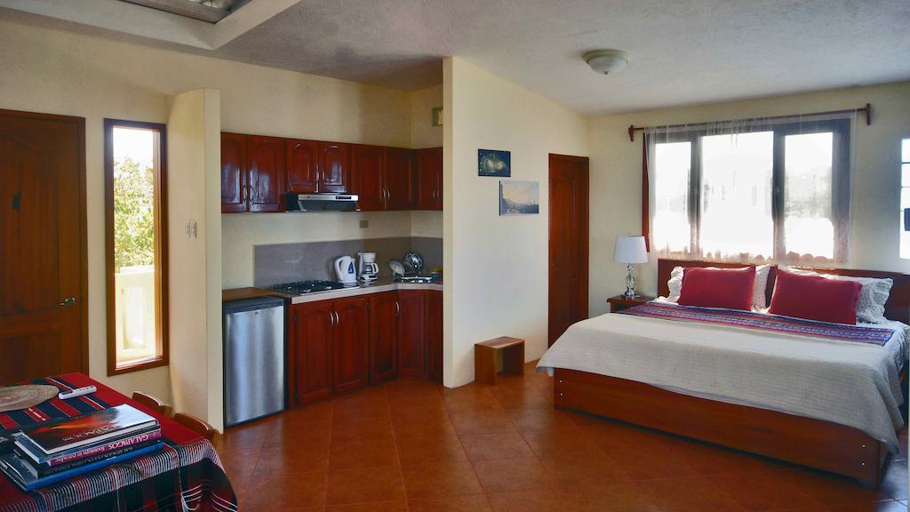 The Galeodan Suites Puerto Baquerizo Moreno Eksteriør bilde