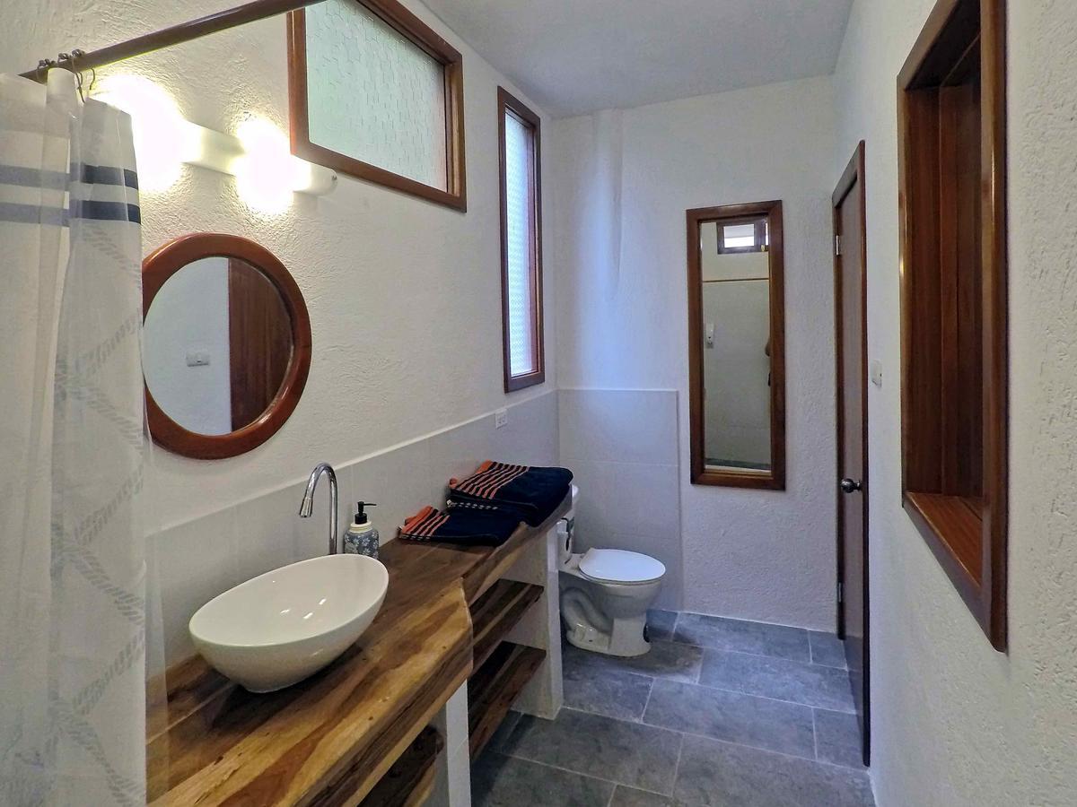 The Galeodan Suites Puerto Baquerizo Moreno Eksteriør bilde