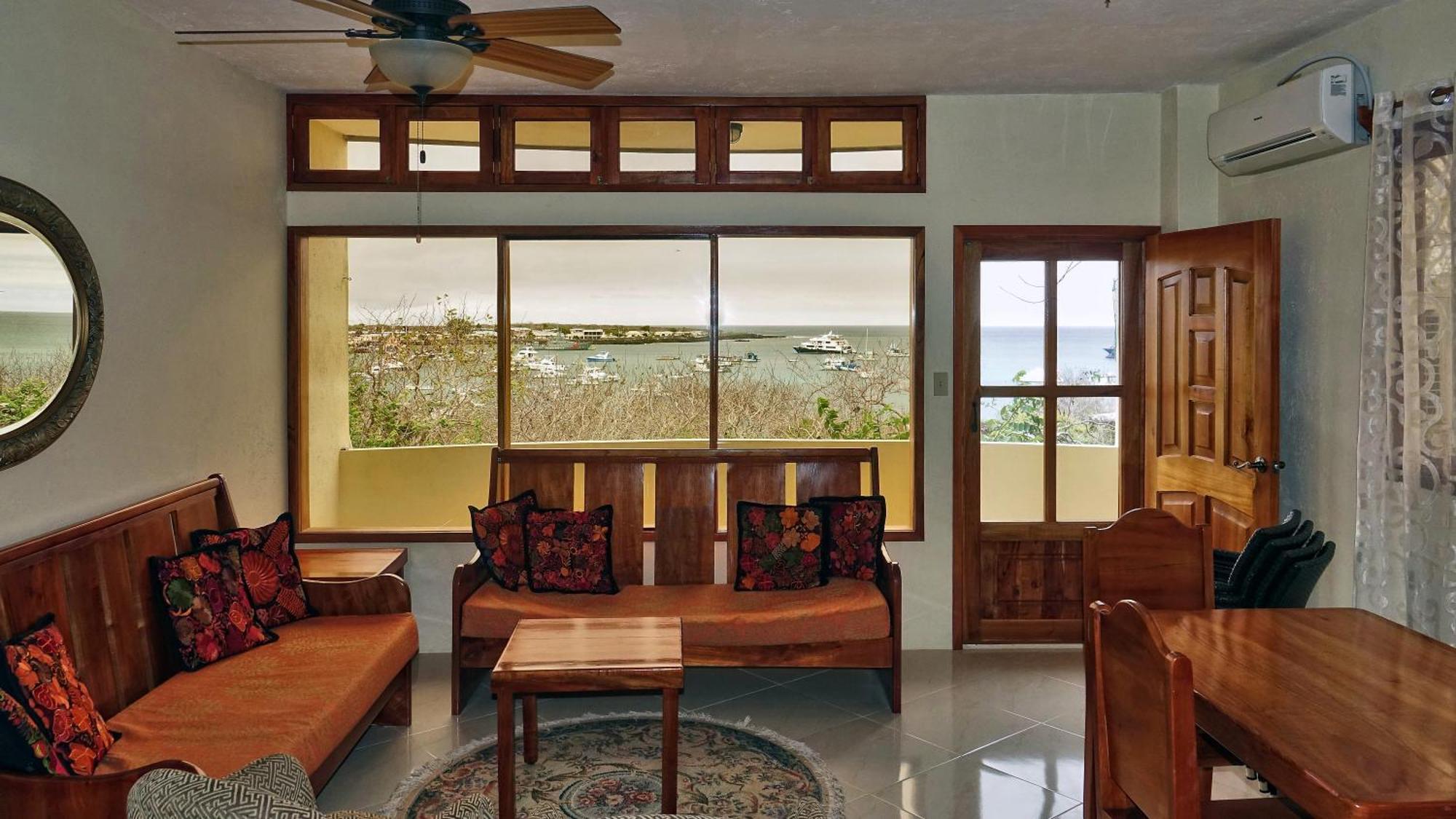 The Galeodan Suites Puerto Baquerizo Moreno Eksteriør bilde